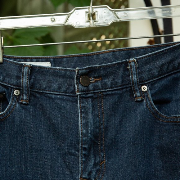 Banana Republic Straight Cut Jeans - Picture 3 of 8